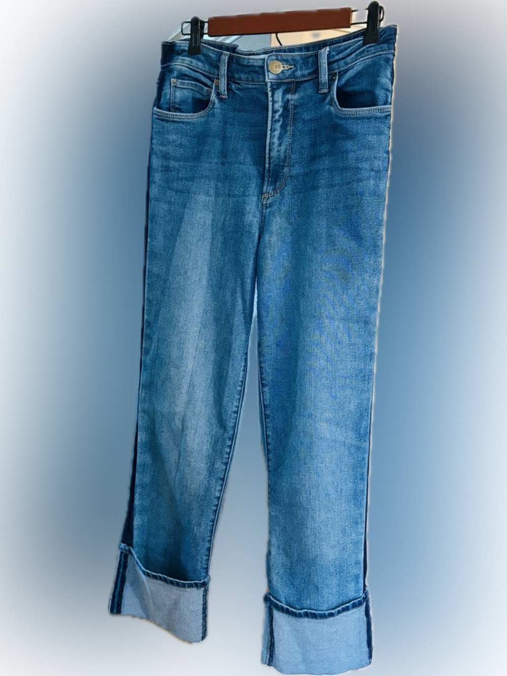 Evereve Medium Blue Boyfriend Jeans with Rolled Cuffs
